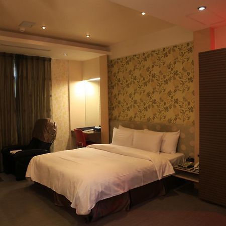 Pingtung Go Shine Motel מראה חיצוני תמונה