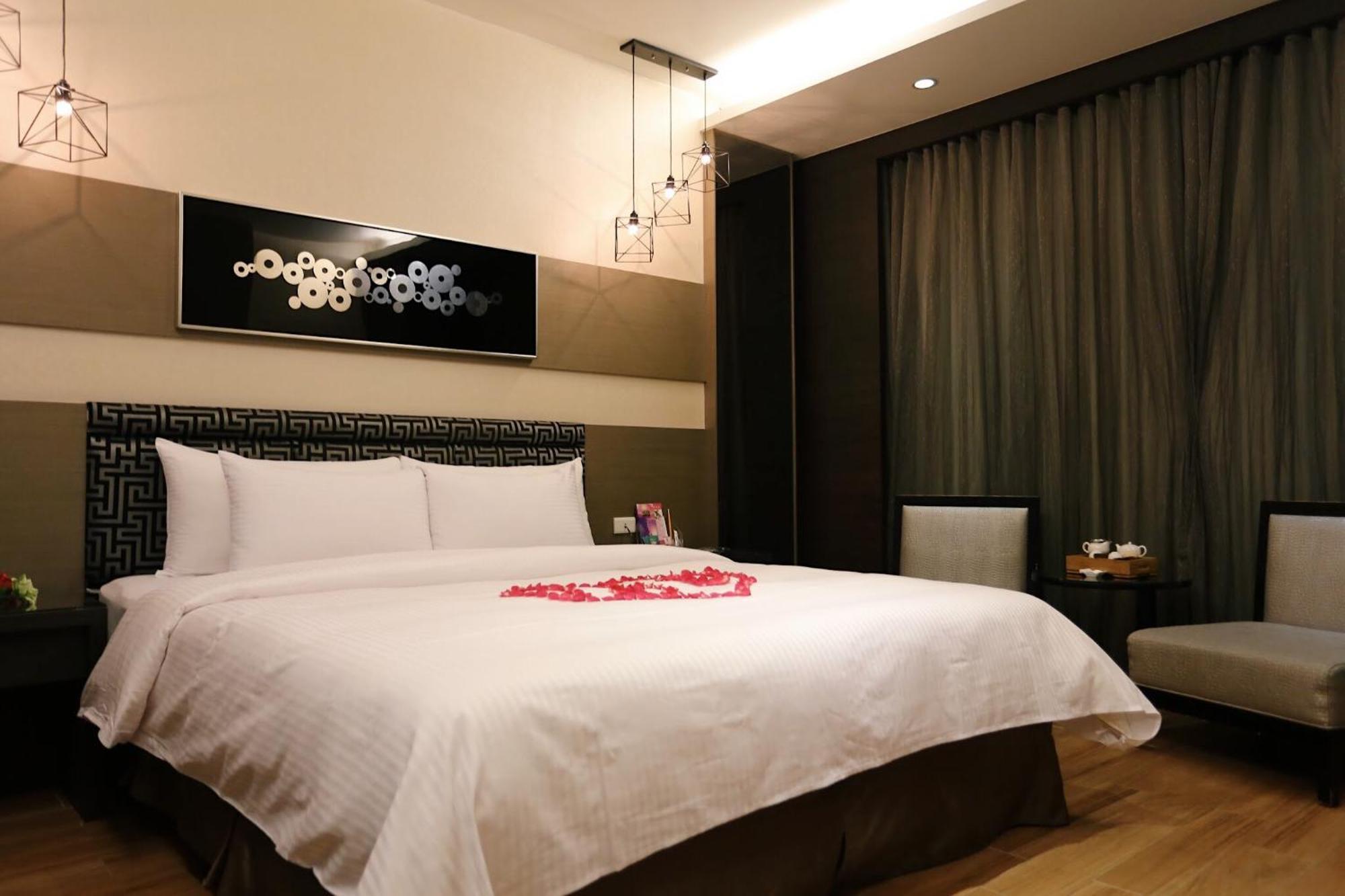 Pingtung Go Shine Motel מראה חיצוני תמונה